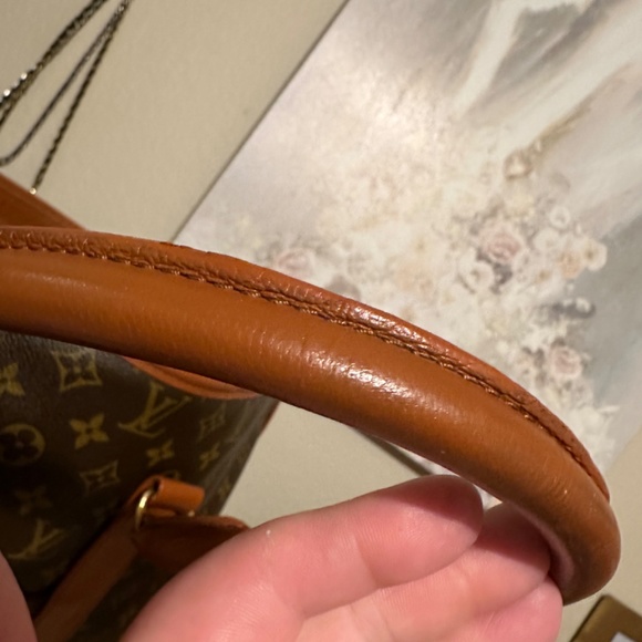 Authentic Louis Vuitton Monogram Canvas The “ Weekend Sac tote PM - Picture 16 of 17